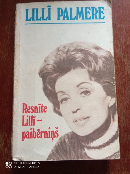 Resnīte Lillī- paibērniņš