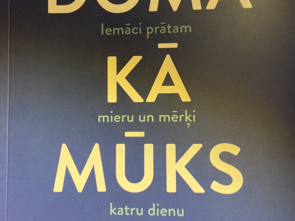 Domā kā mūks