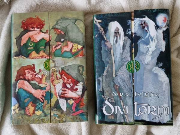 Gredzenu pavēlnieks Gredzenu brālība un Divi torņi