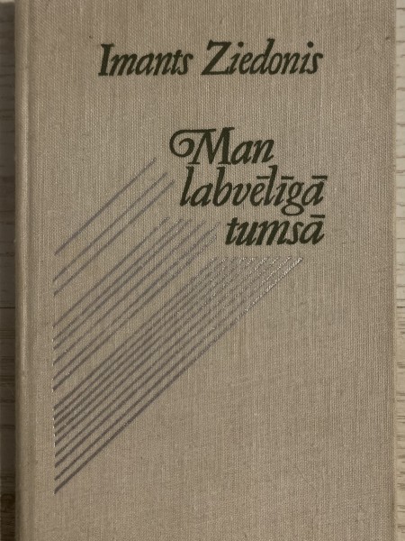 Man labvēlīgā tumsā