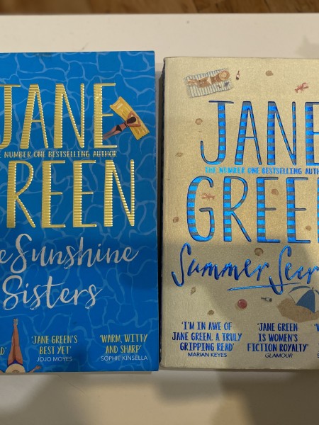 The sunshine sisters/summer secrets