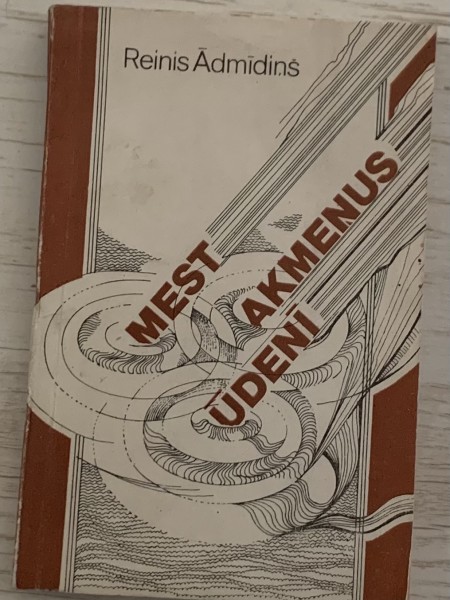 Mest akmeņus ūdenī