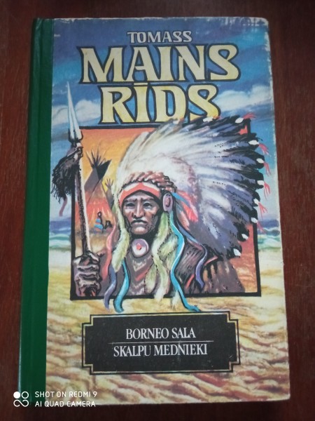 Borneo sala.  Skalpu mednieki