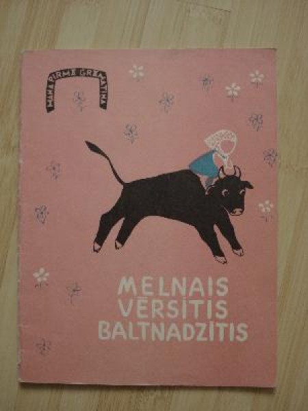 Melnais vērsītis baltnadzītis