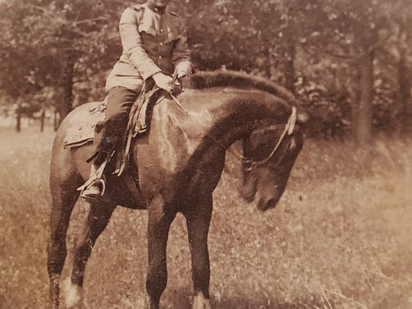 Manas dzīves apraksts