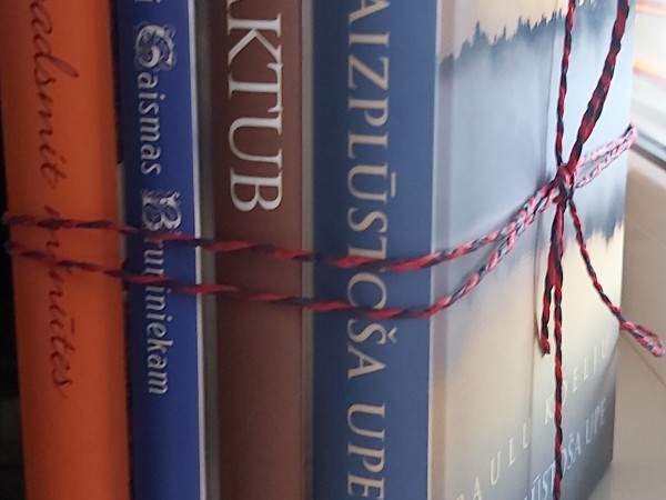 Kā aizplūstoša uzpe