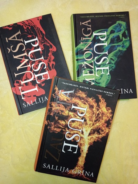 Tumšā puse. Triloģija.