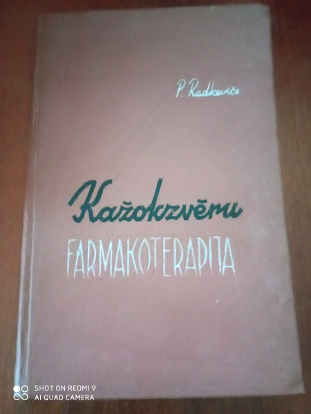 Kažokzvēru farmakoterapija