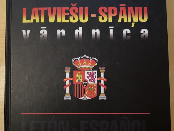 Latviešu-spāņu vārdnīca (50 000)