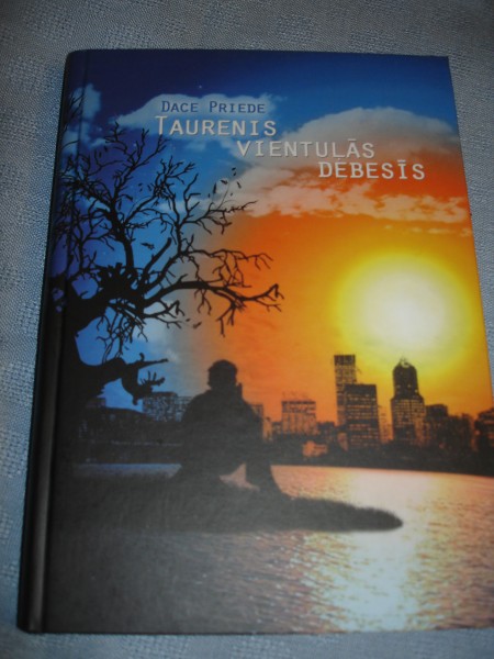 Taurenis vientuļās debesīs