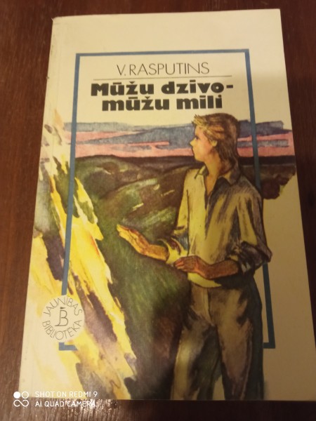 Mūžu dzīvo -  mūžu mīli