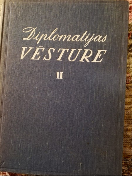 Diplomātijas vēsture II