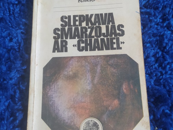 Slepkava smaržas ar Chanel