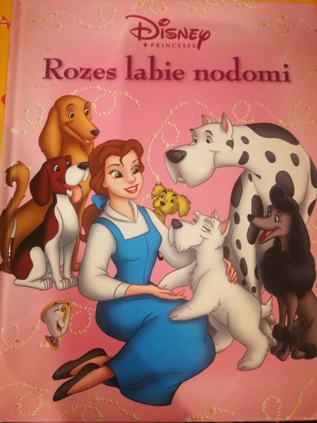 Rozes labie nodomi