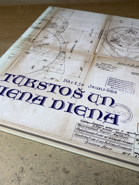 Tūkstoš un viena diena