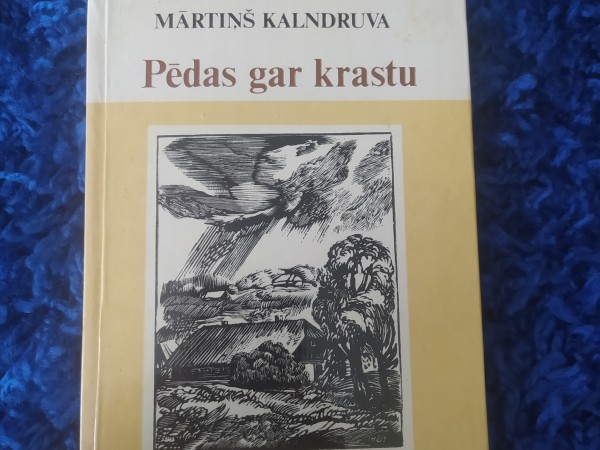 Pēdas gar krastu