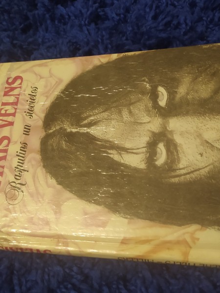 Svētais velns Rasputins un sievietes