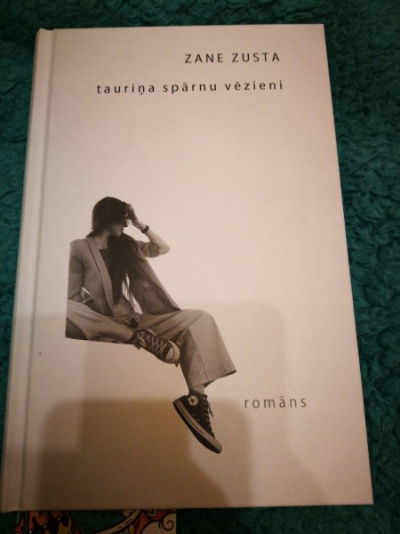 Tauriņu spārnu vēzieni