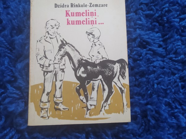 Kumeliņi kumeliņi...