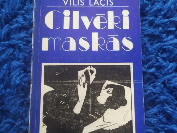 Cilvēki maskās