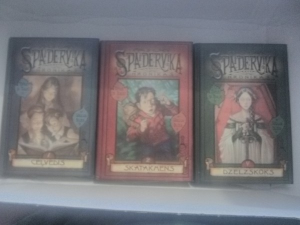 Spaidervika hronikas I, II, IV Ceļvedis. Skatakmens. Dzelzskoks