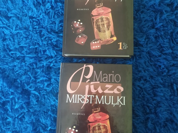 Mirst muļķi