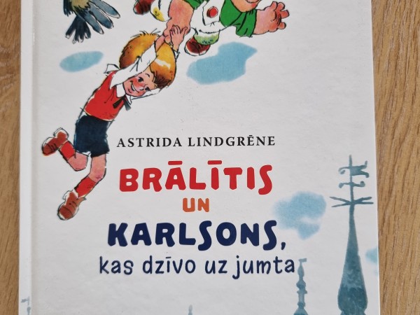 Brālītis un Karlsons, kas dzīvo uz jumta