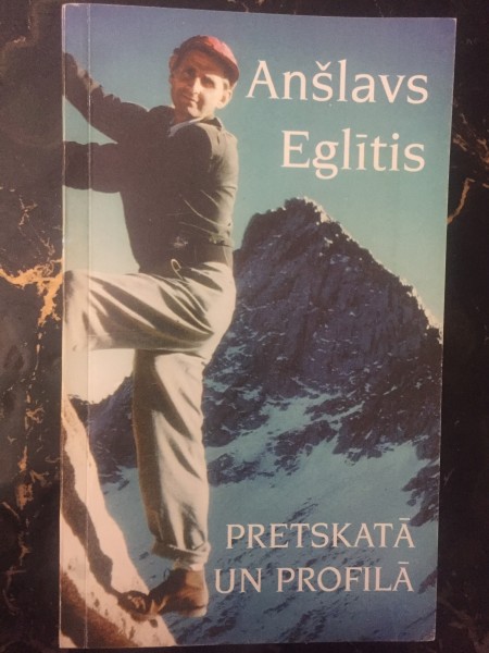 Anšlavs Eglītis pretskatā un profilā