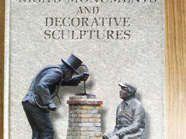 Riga's monuments and decorative sculptures