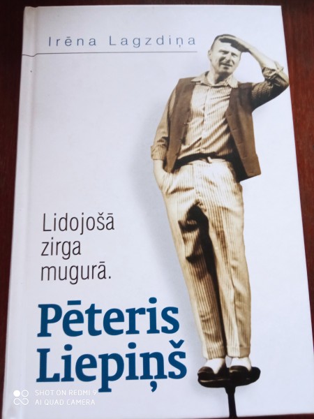 Lidojošā zirga mugurā