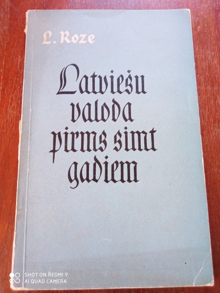 Latviešu valoda pirms simt gadiem