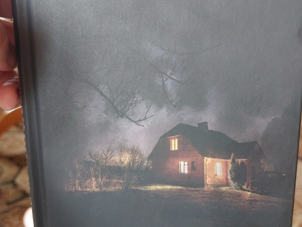 Vistumšākās ir ēnas starp mums