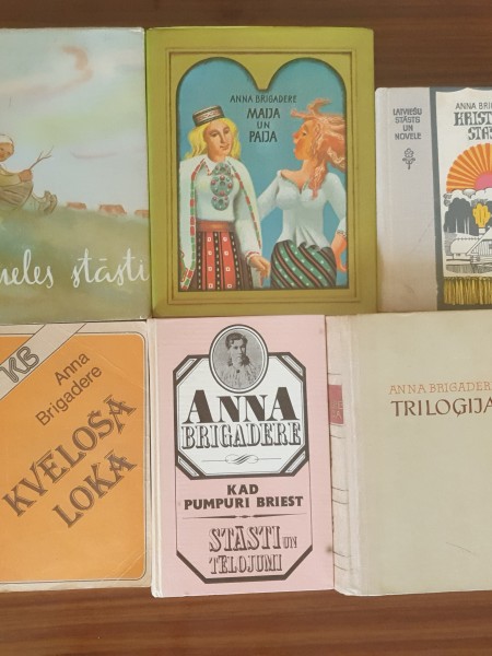 Kad pumuri briest/ Kvēlošā lokā/ Maija un Paija/ Kristīnes stāsts/ Triloģija/ Snneles stāxti