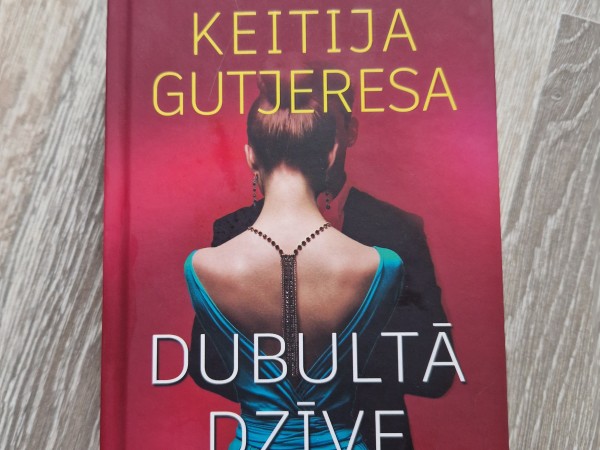 Dubultā dzīve