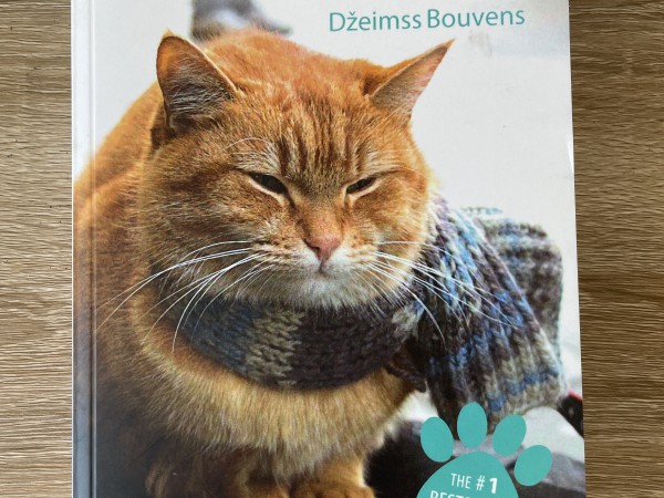 Ielas kaķis, vārdā Bobs