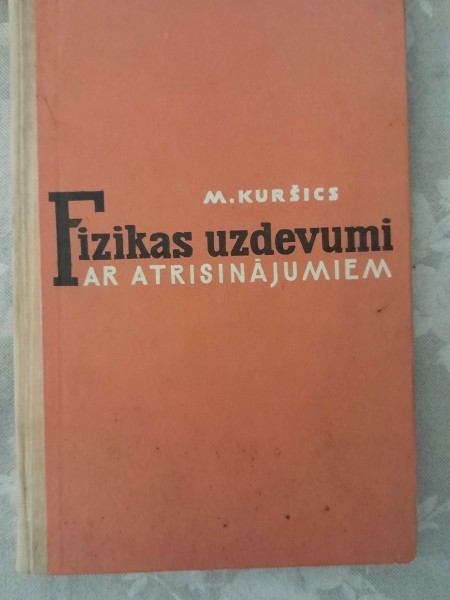 Fizikas uzdevumi ar atrisinājumiem