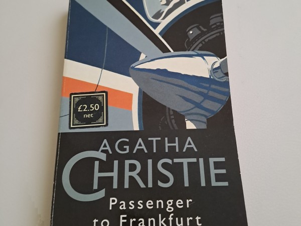 Passsenger to Frankfurt