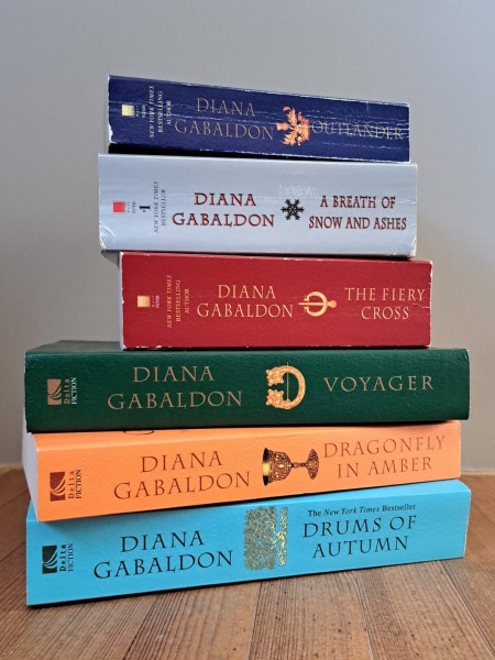 Outlander novel series (books 1-6)