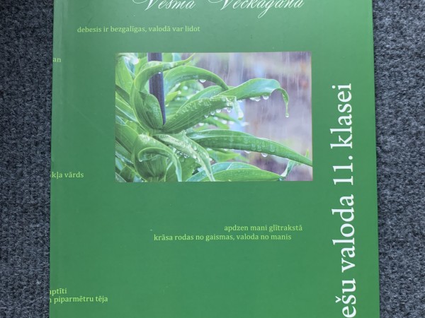 Latviešu valoda 11.klasei