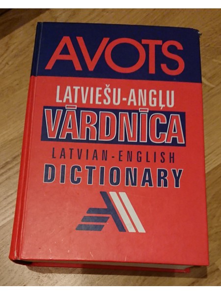 Latviešu - angļu vārdnīca