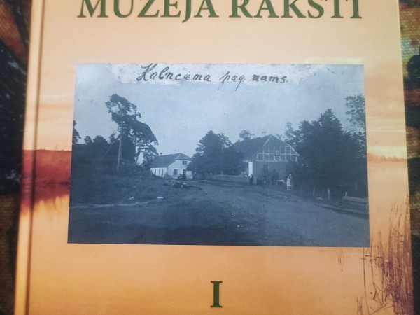 Kalnciema muzeja raksti