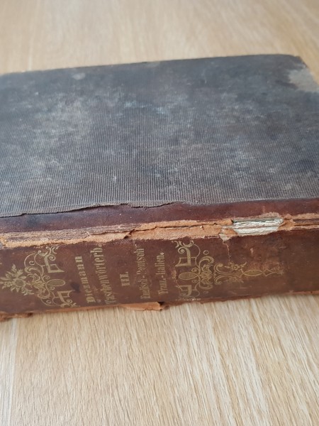 A Complete Pocket DICTIONARY of the four principal languages of Europe