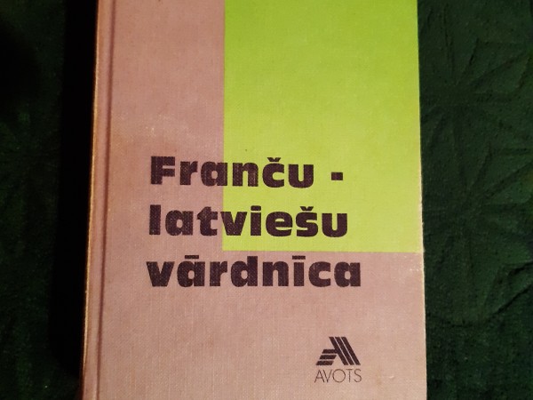 Franču - latviešu vārdnīca