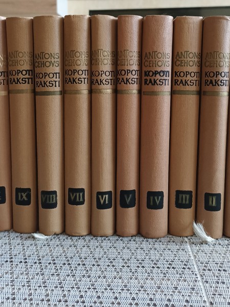 Antona Čehova kopoti raksti 10 sējumos