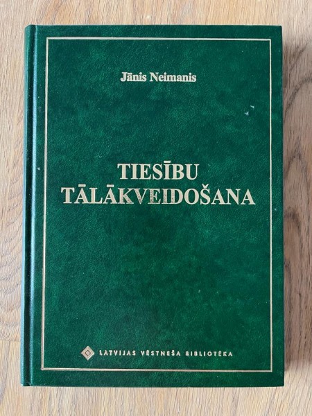 Tiesību tālākveidošana