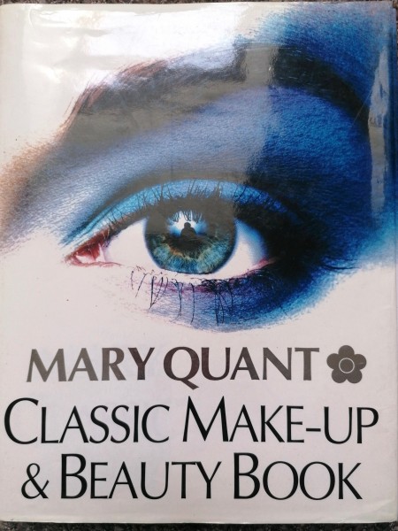 Classic Make-up & Beauty Book