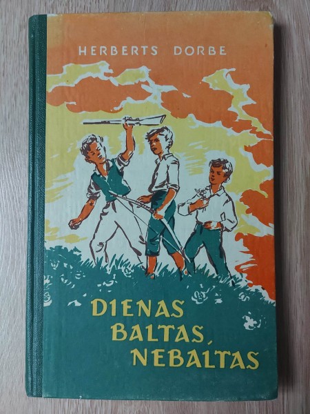 Dienas baltas, nebaltas