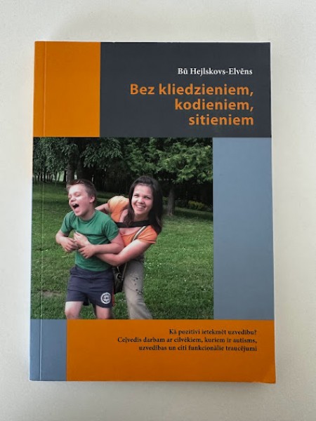 Bez kliedzieniem, kodieniem, sitieniem