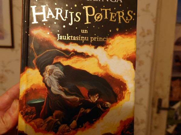 Harijs Poters un Jauktasiņu princis.