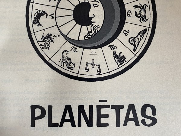 Astroloģija - Planētas Mājās